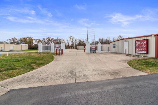 Storage Sense - Crestwood - Concord - 5800 Concord Avenue