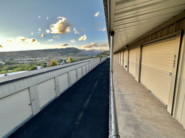 Armadillo Storage - 1555 Colorado 3