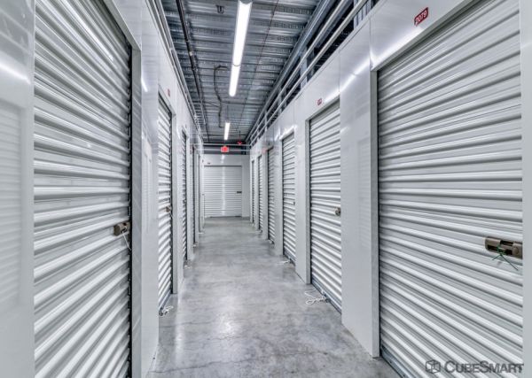 CubeSmart Self Storage MA Springfield Parker St - 319 Parker Street
