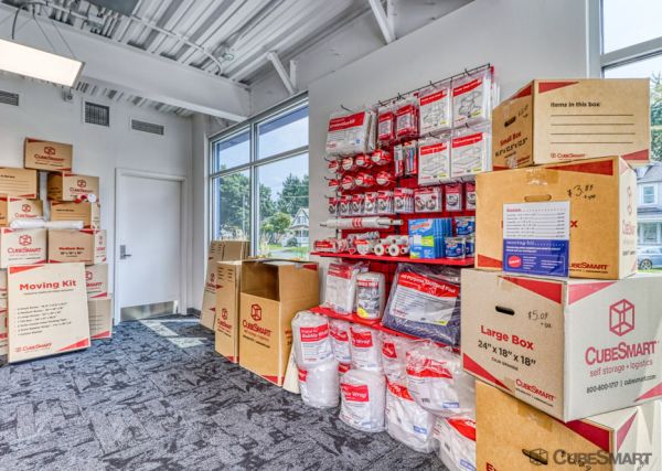 CubeSmart Self Storage MA Springfield Parker St - 319 Parker Street
