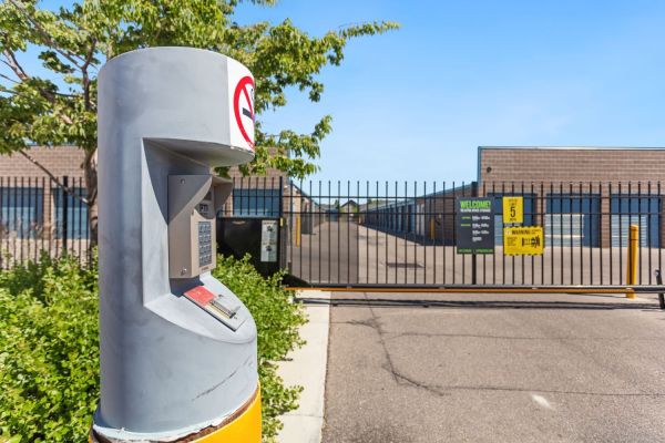 Extra Space Storage - 6326 - Woods Cross - W 2425 S - 1842 West 2425 South