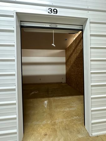 Patriot Storage - 398 Holland Street