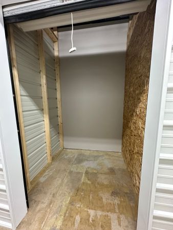 Patriot Storage - 398 Holland Street