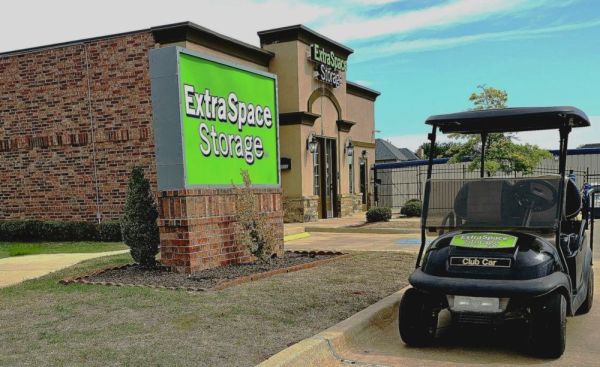 Extra Space Storage - 2216 - Edmond - NW 164th St - 5802 Northwest 164th Street