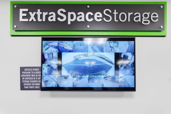 Extra Space Storage - 4253 - Scottsdale - Evans Rd - 7325 East Evans Road