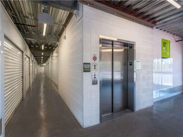 Extra Space Storage - 8899 - Phoenix - Desert Foothills Pkwy - 15785 South Desert Foothills Parkway
