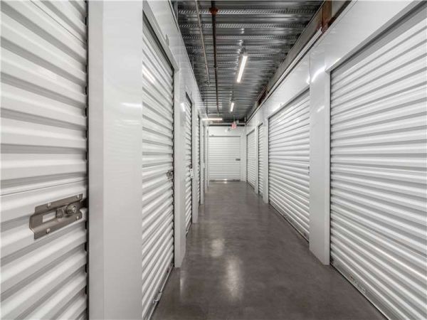 Extra Space Storage - 8899 - Phoenix - Desert Foothills Pkwy - 15785 South Desert Foothills Parkway