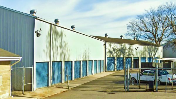 Omega Self Storage of Amityville - 185 Sunrise Highway