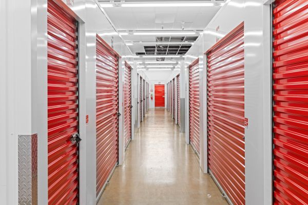 10 Federal Storage - E Andrew Johnson Hwy - 1640 East Andrew Johnson Highway