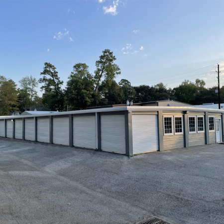 Woodlands Storage and Office Suites - 31711 Farm to Market Road 2978