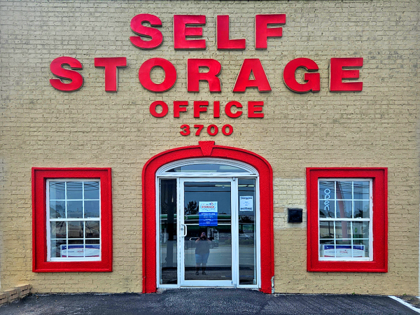 Storage Rentals of America - Martinez - 3700 Washington Rd - 3700 Washington Road