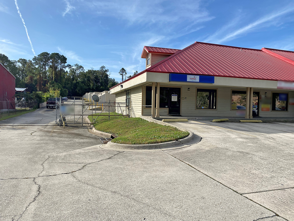 Storage Rentals of America - Orange Park - Wells Road - 2000 Wells Road