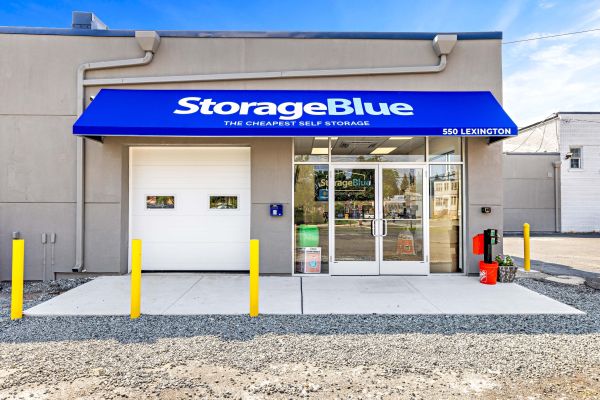 StorageBlue - Clifton - 550 Lexington Avenue