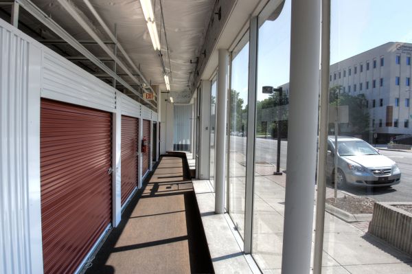 StorageMart - Broadway Blvd - 3401 Broadway Boulevard