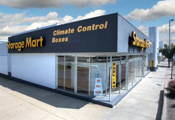 StorageMart - Broadway Blvd - 3401 Broadway Boulevard