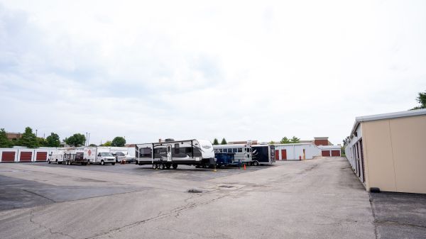StorageMart - Antioch Rd - 15201 Antioch Rd