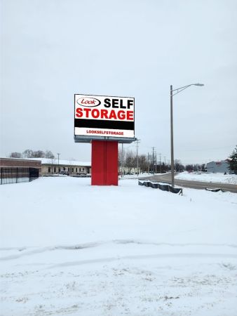 Look Self Storage - Lansing - 936 Mall Drive East
