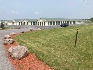Evertree Self Storage - 26085 New York 283