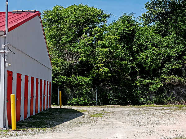Storage Rentals of America - Imperial - 1003 Imperial Main St - 1003 Imperial Main Street