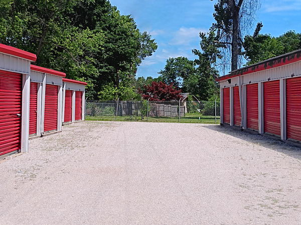 Storage Rentals of America - Imperial - 1003 Imperial Main St - 1003 Imperial Main Street