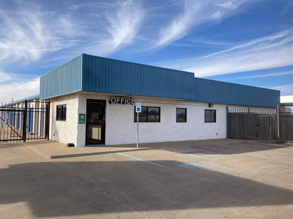 Storage Rentals of America - Plainview - 1401 I-27 - 1401 Interstate 27