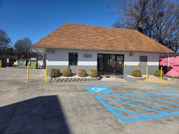 Extra Space Storage - 3123 - Chattanooga - Highway 58 - 4429 Tennessee 58