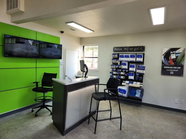 Extra Space Storage - 3480 - Houston - 8902 Jones Rd - 8902 Jones Road