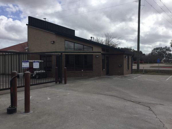 Extra Space Storage - 3480 - Houston - 8902 Jones Rd - 8902 Jones Road