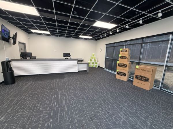 Extra Space Storage - 3669 - Stanley - Club Dr - 174 Club Drive