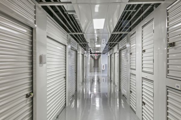 Extra Space Storage - 4227 - Orlando - 2334 Semoran Blvd - 2334 South Semoran Boulevard