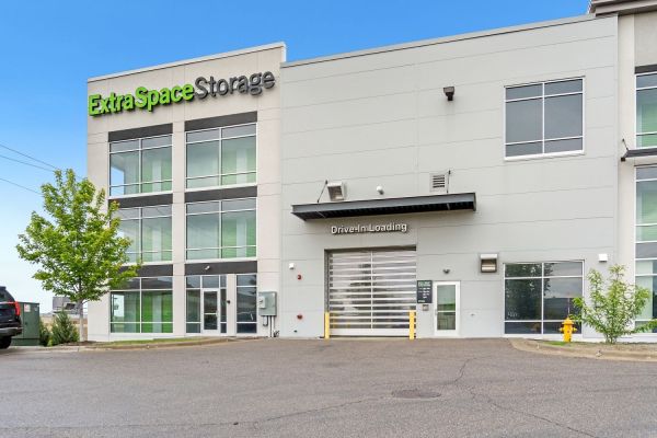 Extra Space Storage - 6366 - Roseville - Prior Ave N - 2500 Prior Avenue North