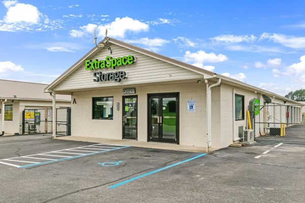 Extra Space Storage - 6337 - Huntsville - Winchester Rd - 850 Winchester Road Northeast