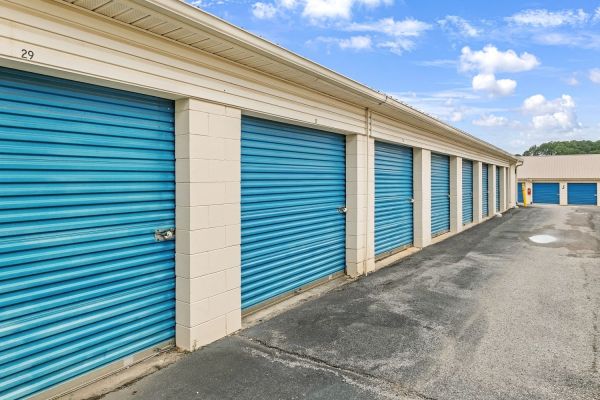 Extra Space Storage - 6337 - Huntsville - Winchester Rd - 850 Winchester Road Northeast