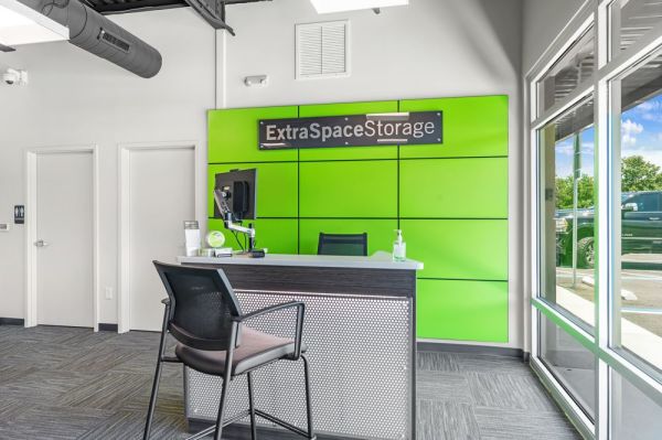 Extra Space Storage - 6131 - Sarasota - Fruitville Rd - 8400 Fruitville Road