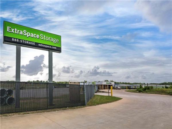 Extra Space Storage - 1756 - Memphis - Hollywood St - 2555 North Hollywood Street