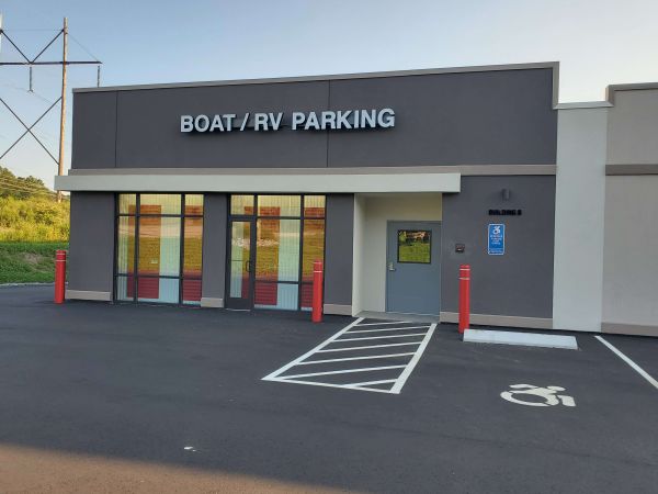 Rent-A-Space - Route 85 - 934 Hartford Turnpike