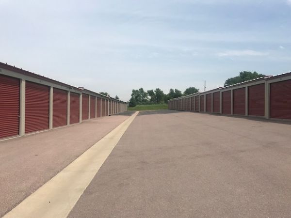 Prairie Creek Storage - 26664 Ledge Rock Ave
