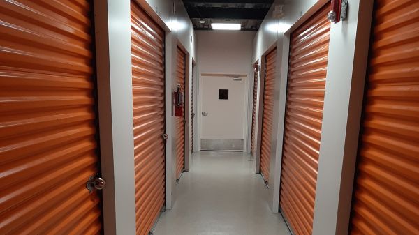Atlantic Self Storage - Baymeadows - 11000 Baymeadows Road
