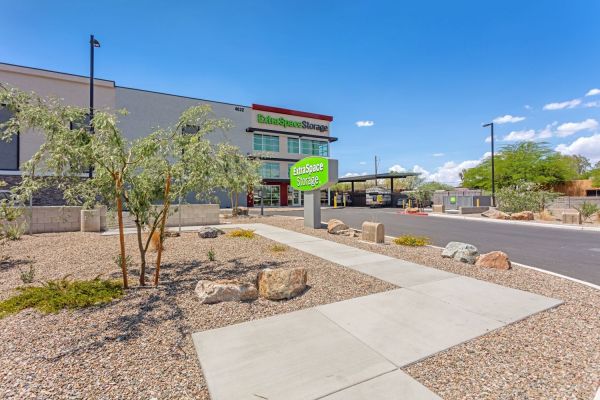 Extra Space Storage - 2023 - Tucson - Fort Lowell Rd - 4032 East Fort Lowell Road