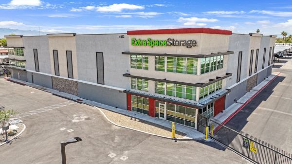 Extra Space Storage - 2023 - Tucson - Fort Lowell Rd - 4032 East Fort Lowell Road