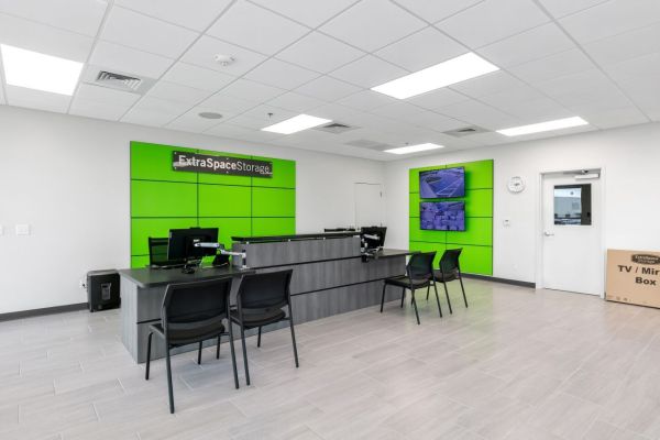 Extra Space Storage - 7946 - Lakeland - Wallace Rd - 4291 Wallace Road