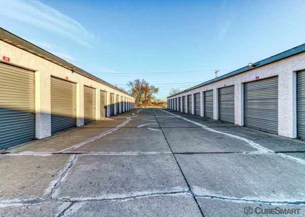 CubeSmart Self Storage WI Sturtevant Wisconsin St - 2440 Wisconsin Street