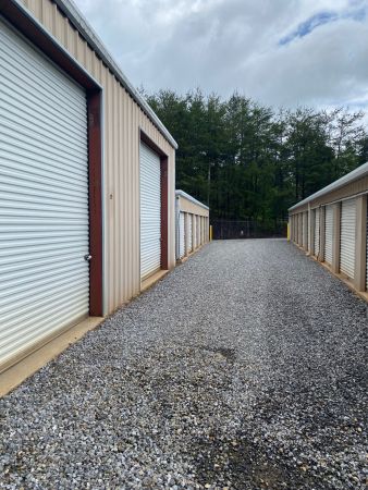 Store In Place - 84 Old Mars Hill Highway
