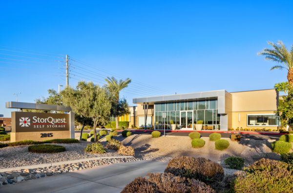 9155 StorQuest - Chandler / Arizona - 2015 South Arizona Avenue