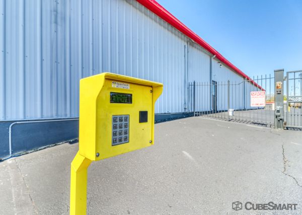 CubeSmart Self Storage OH Worthington E Dublin Granville Rd - 580 East Dublin Granville Road
