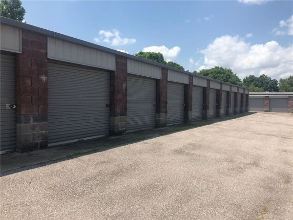 Secure Storage Tecumseh - 413 North 3rd Street