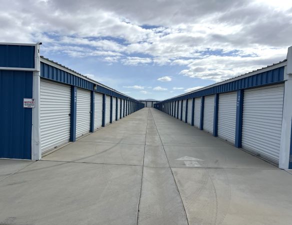 US Storage Centers - Hesperia - Lemon St - 17147 Lemon Street