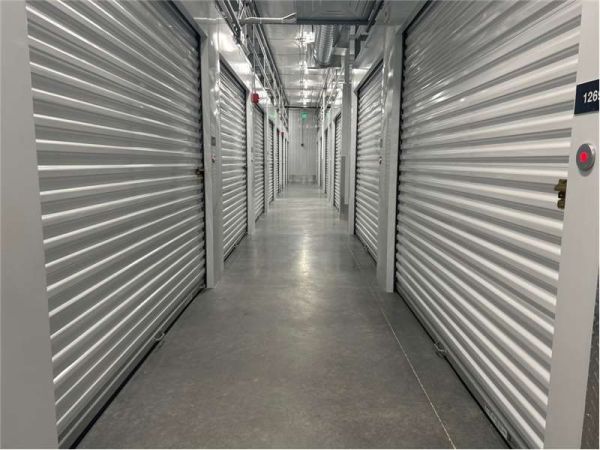 Extra Space Storage - 2078 - Huntsville - Leeman Ferry Rd SW - 3210 Leeman Ferry Road Southwest