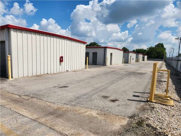 Extra Space Storage - 6403 - Baytown - Garth Rd - 3412 Garth Road
