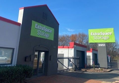 Extra Space Storage - 6404 - Memphis - Lamar Ave - 3951 Lamar Avenue